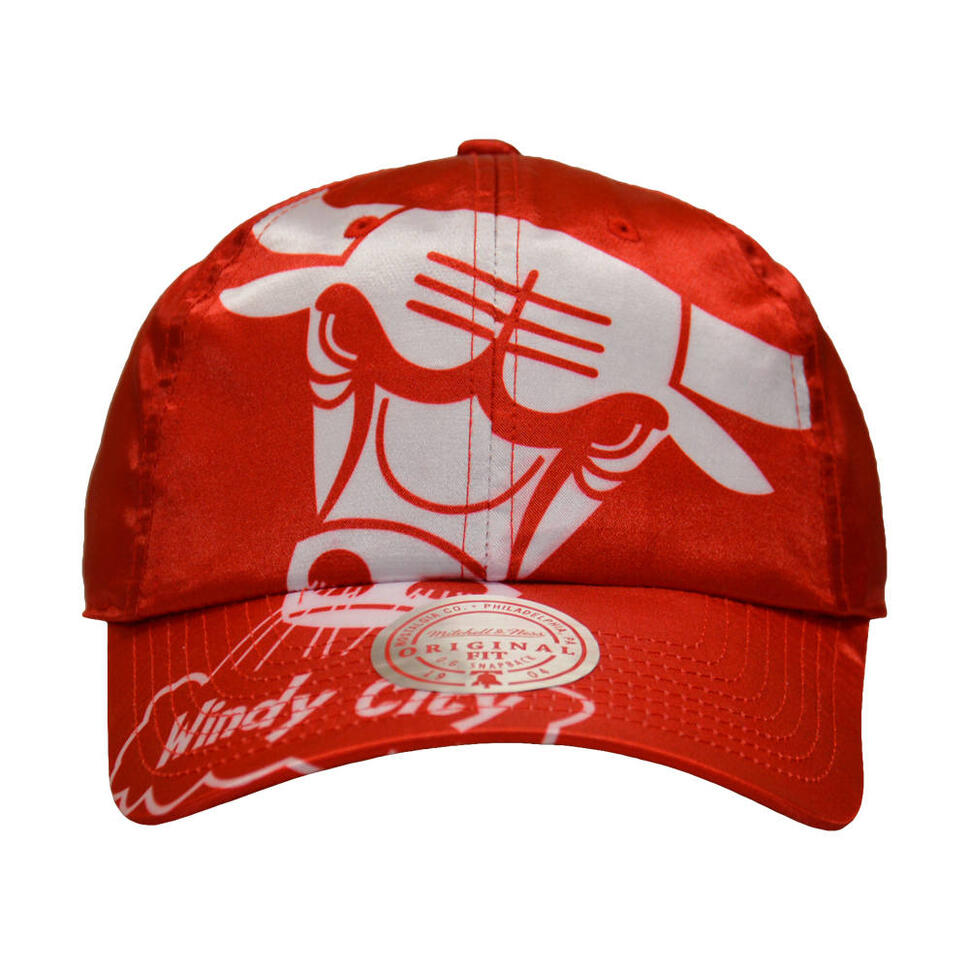 Czapka z daszkiem Mitchell & Ness NBA Chicago Bulls - HLUX1095-CBUYYPPPRED1