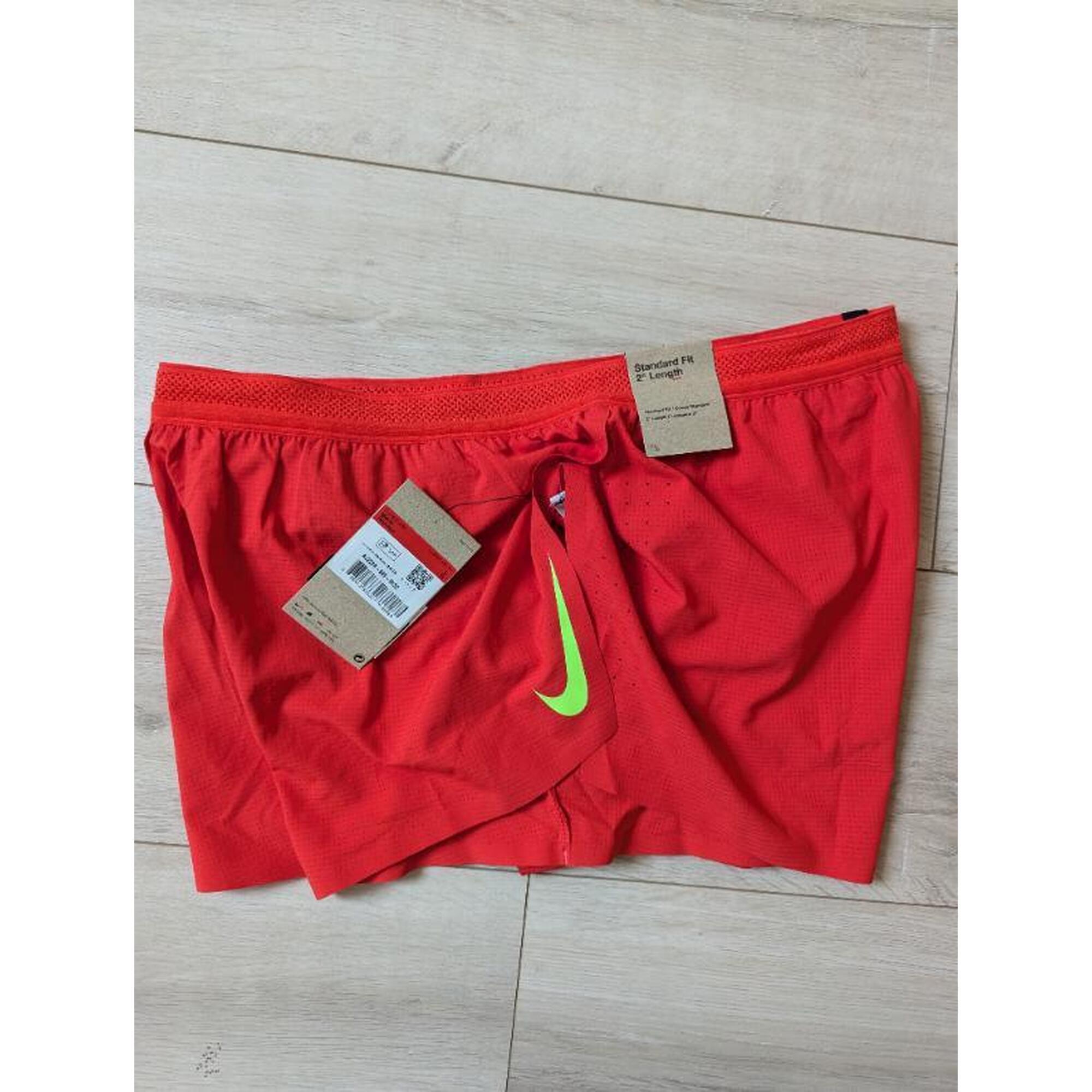 C2C - Short Nike Aeroswift running homme rouge