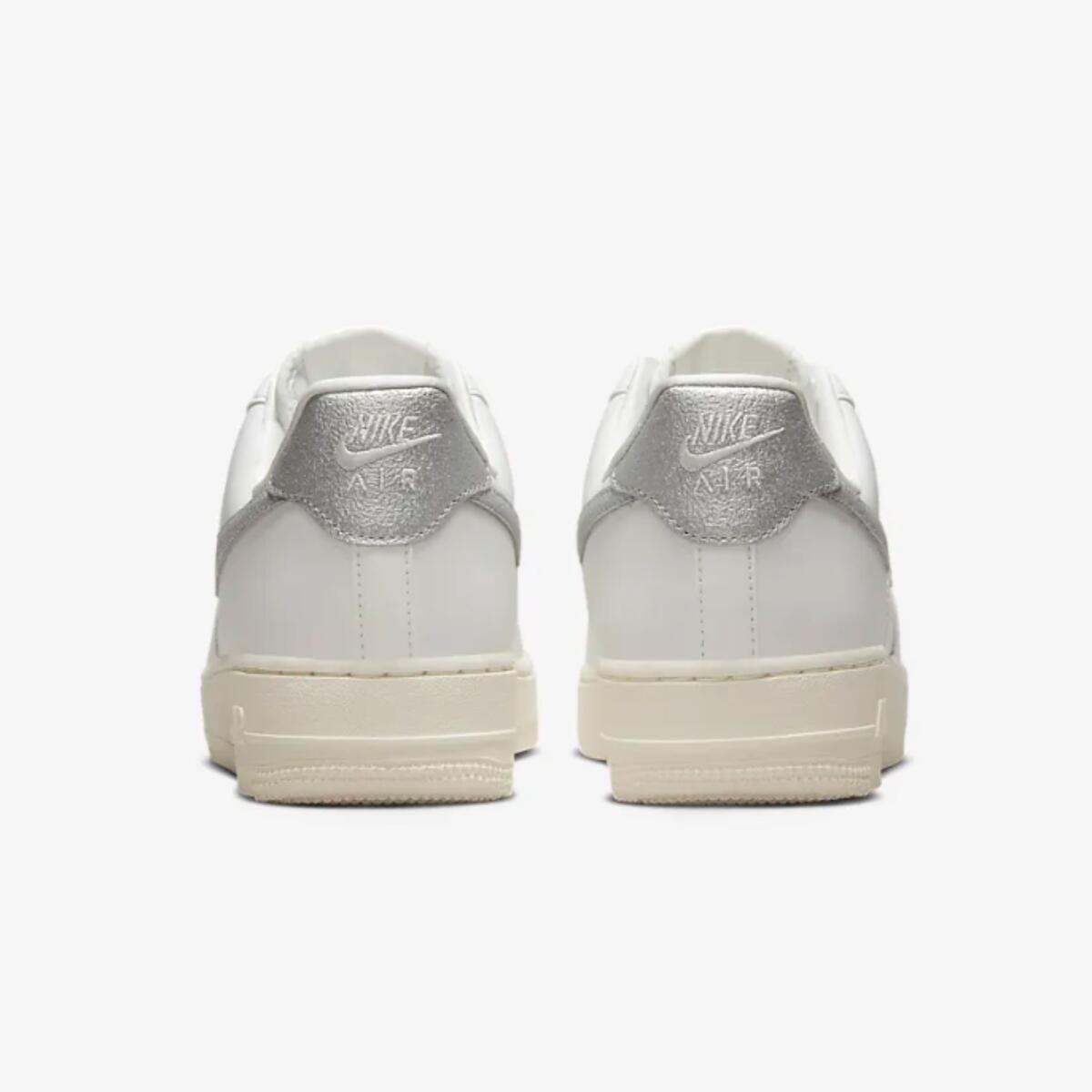 Scarpe sportive da uomo Nike Air Force Low 5/7