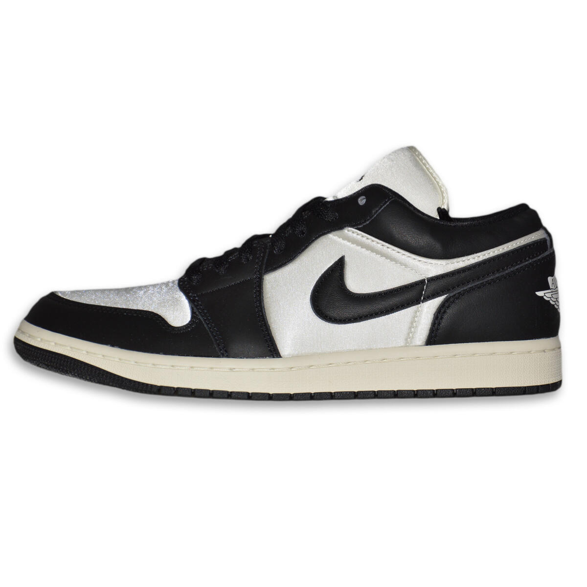 Jordan 1 Low SE Vintage Panda (W) 2/7