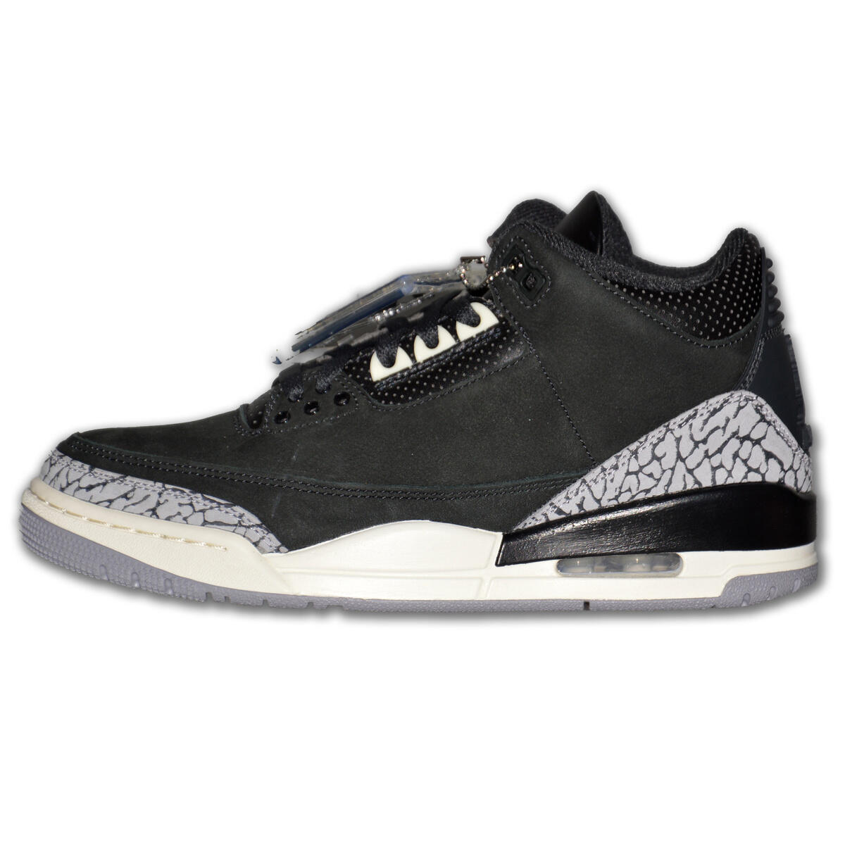 Jordan 3 Retro Off Noir (W) 2/7