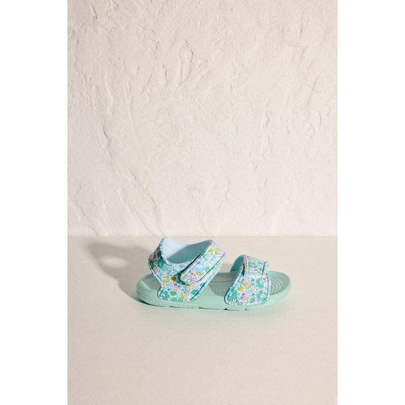 Sandalias de playa niña estampado floral con cierre de velcro