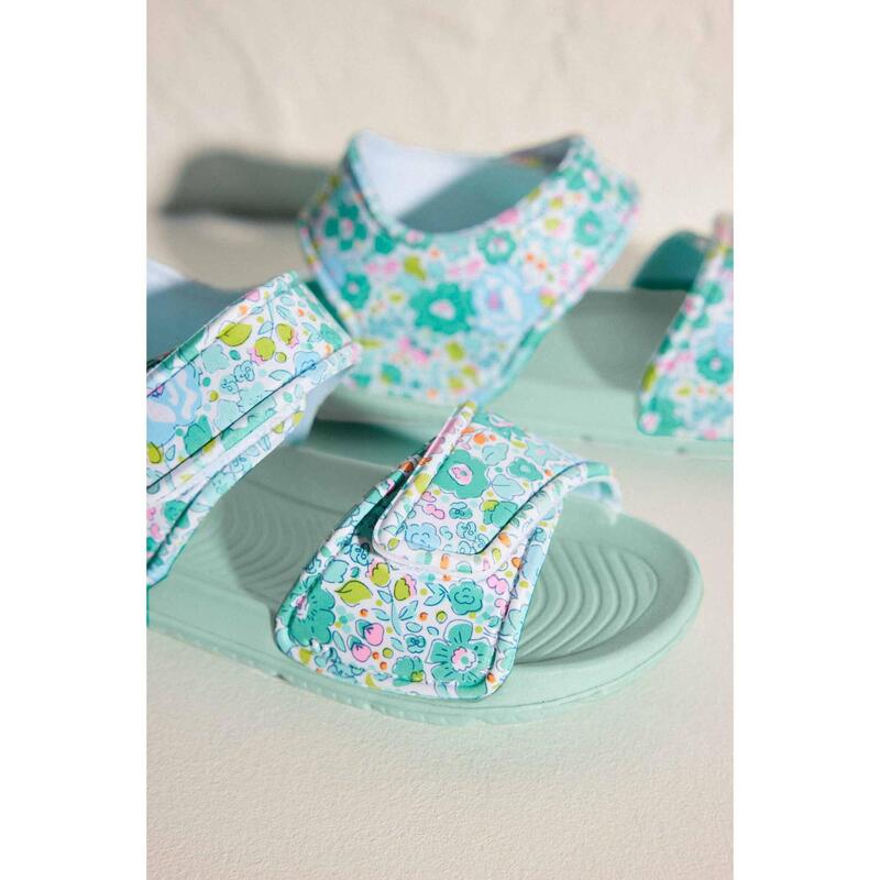 Sandalias de playa niña estampado floral con cierre de velcro