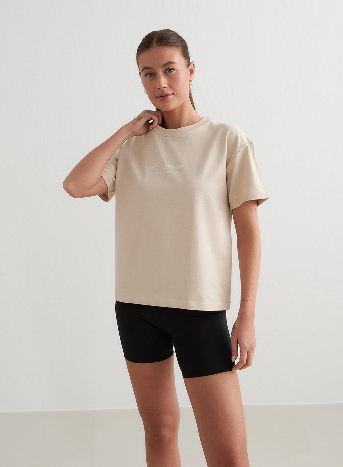Femme T-shirt Coupe Carrée Coton Bio Col Rond Côtelé Imprimé Devant Serif Beige 6/6