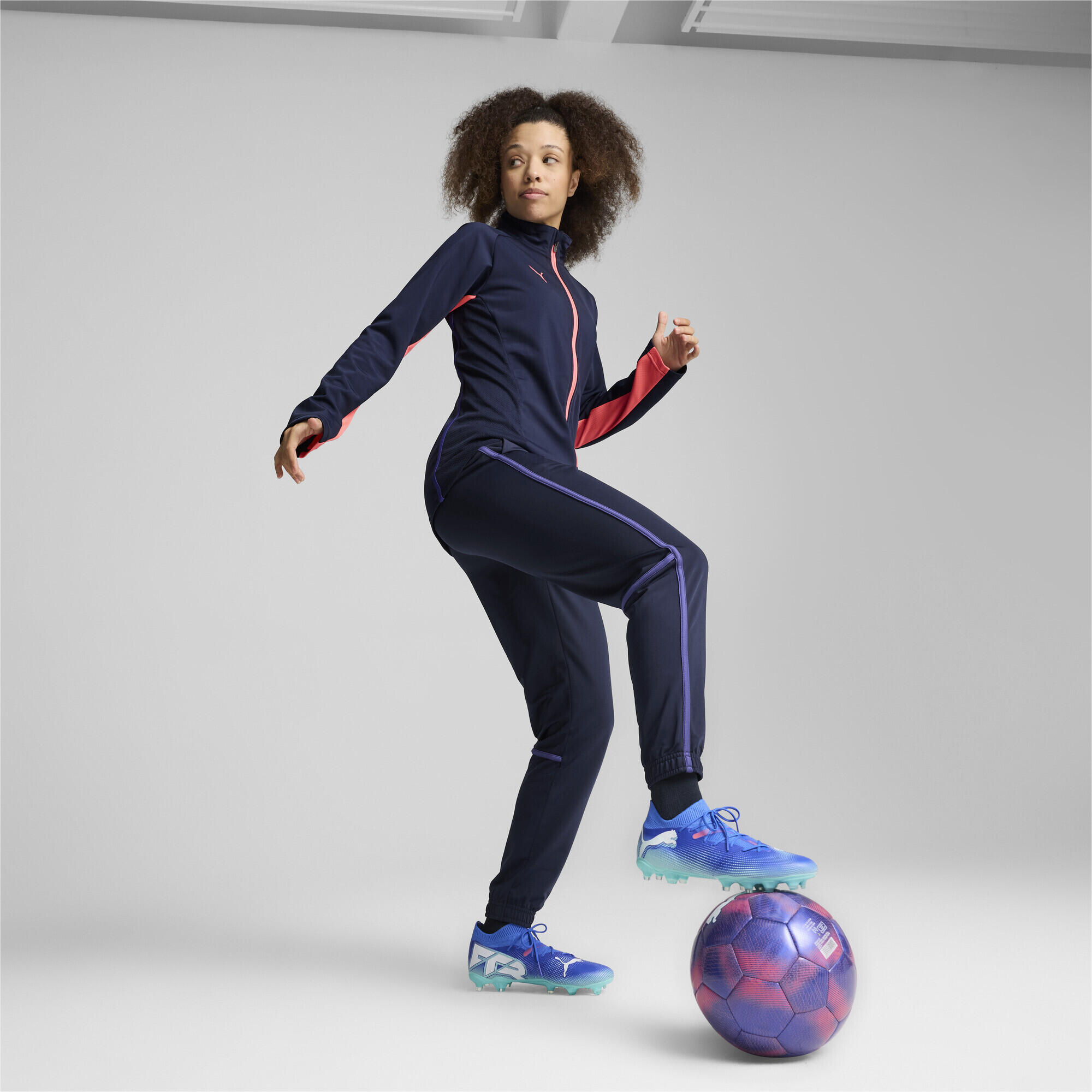 Scarpe da calcio FUTURE 7 MATCH FG/AG da donna PUMA 4/7
