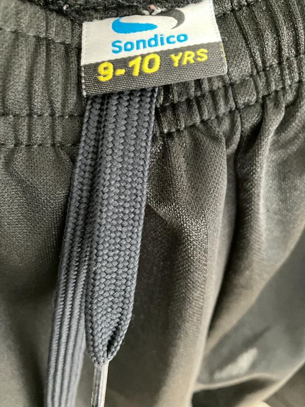 Tussen Particulieren - Sondico voetbalbroekje 9-10 jaar 3/3