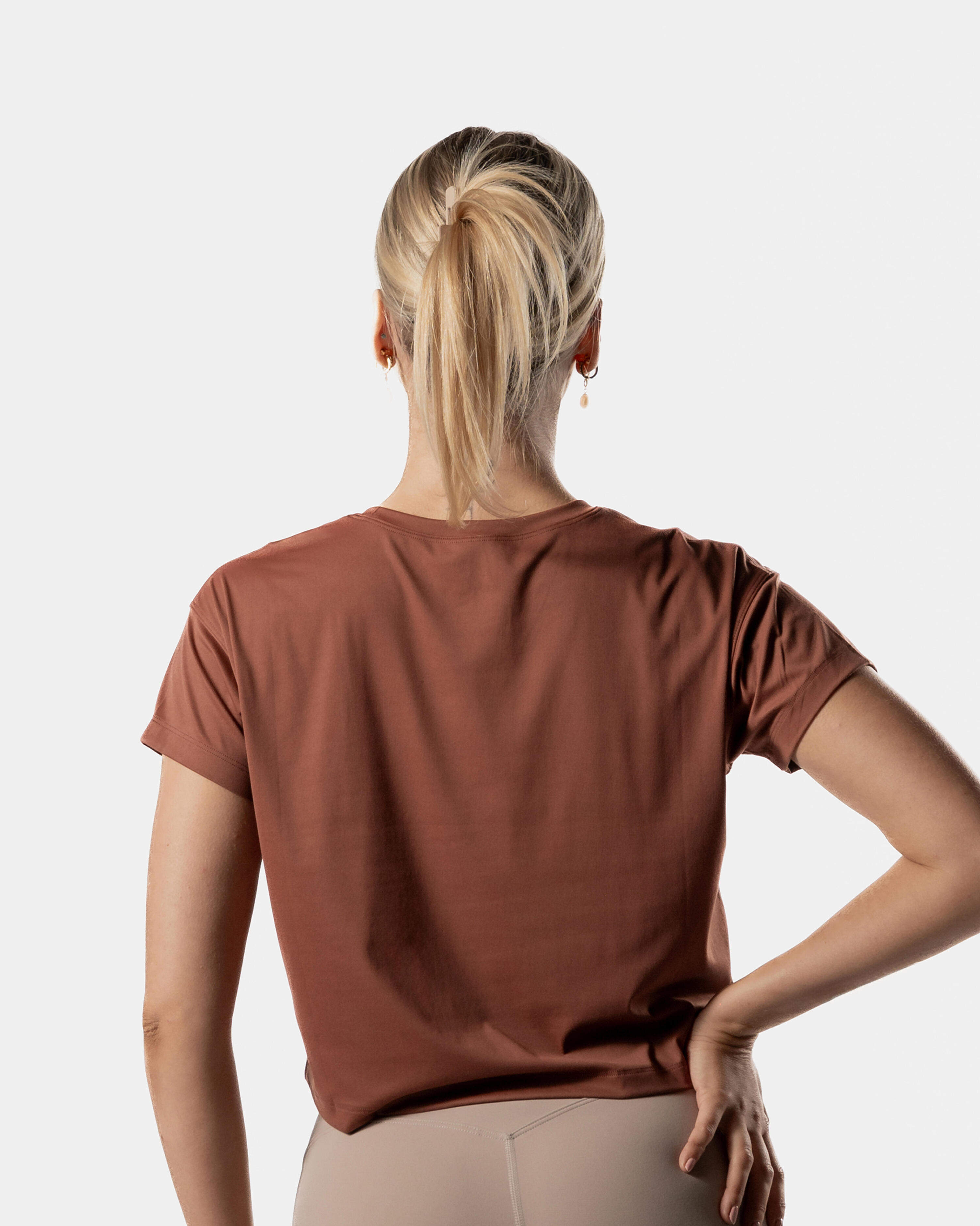 Crop Top T-shirt Fitness Dames Cacao Bruin - Lift Collectie - AW Active 2/6