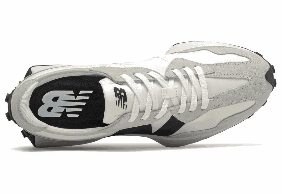 New Balance 327 Sea Salt Black 3/4