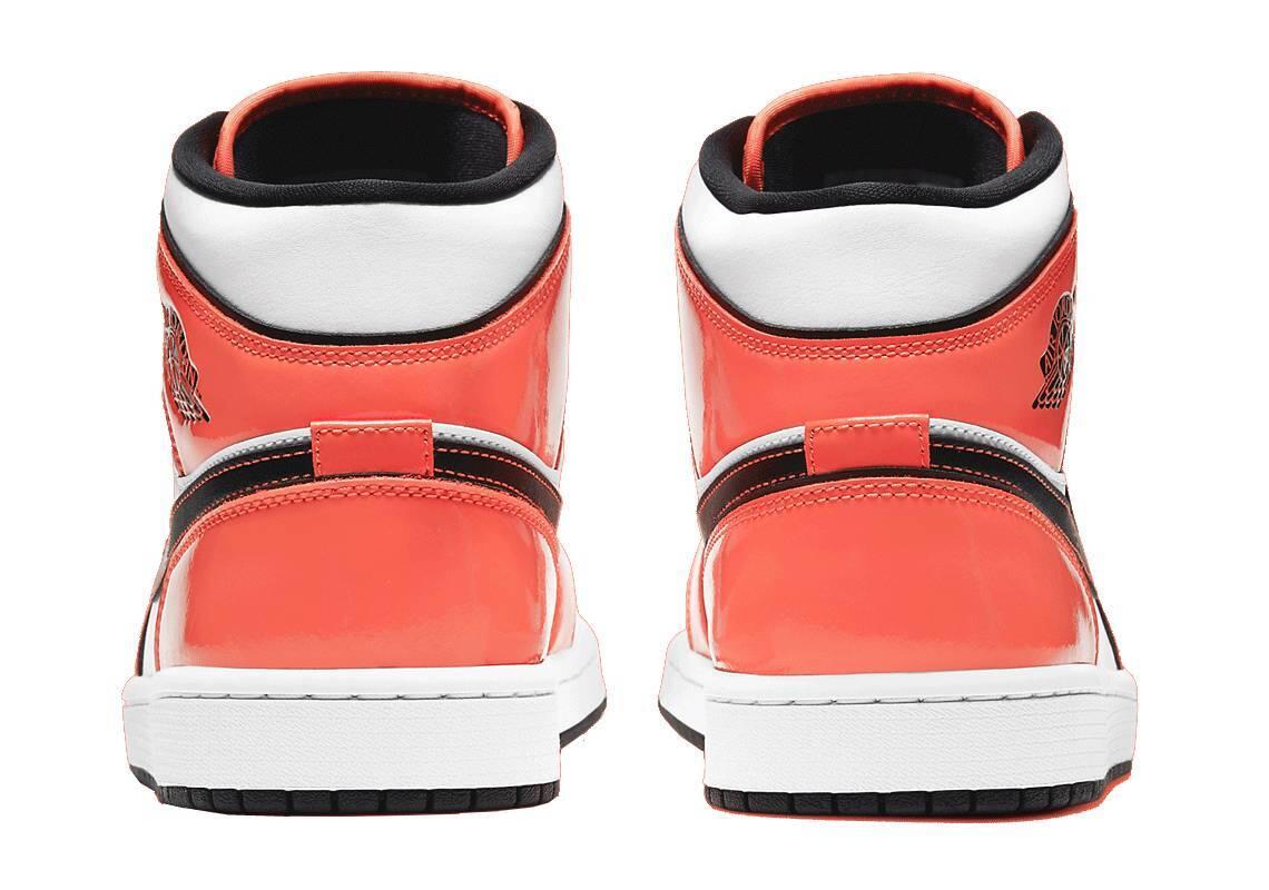 Air Jordan 1 Mid Turf Orange 4/7