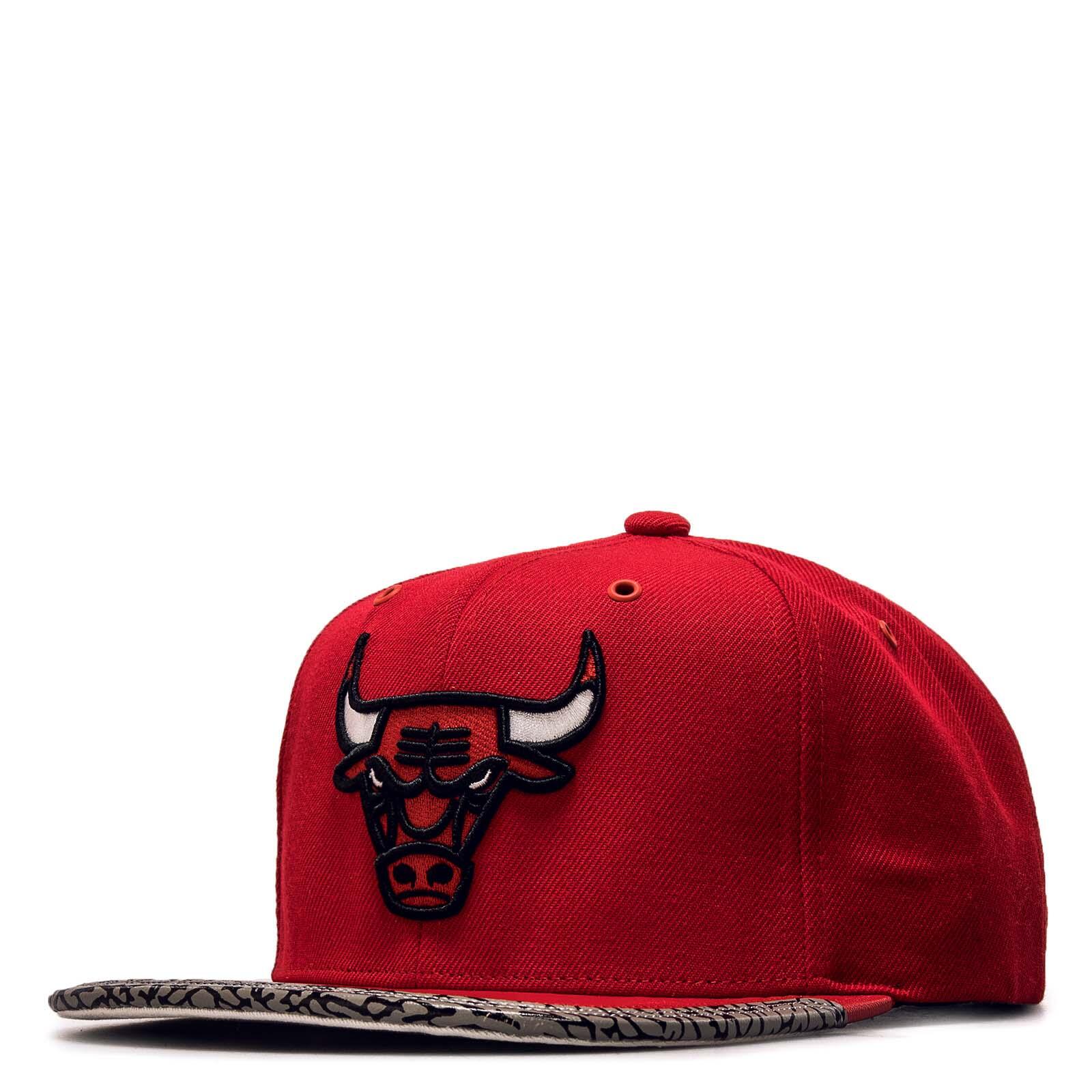 MITCHELL & NESS picture