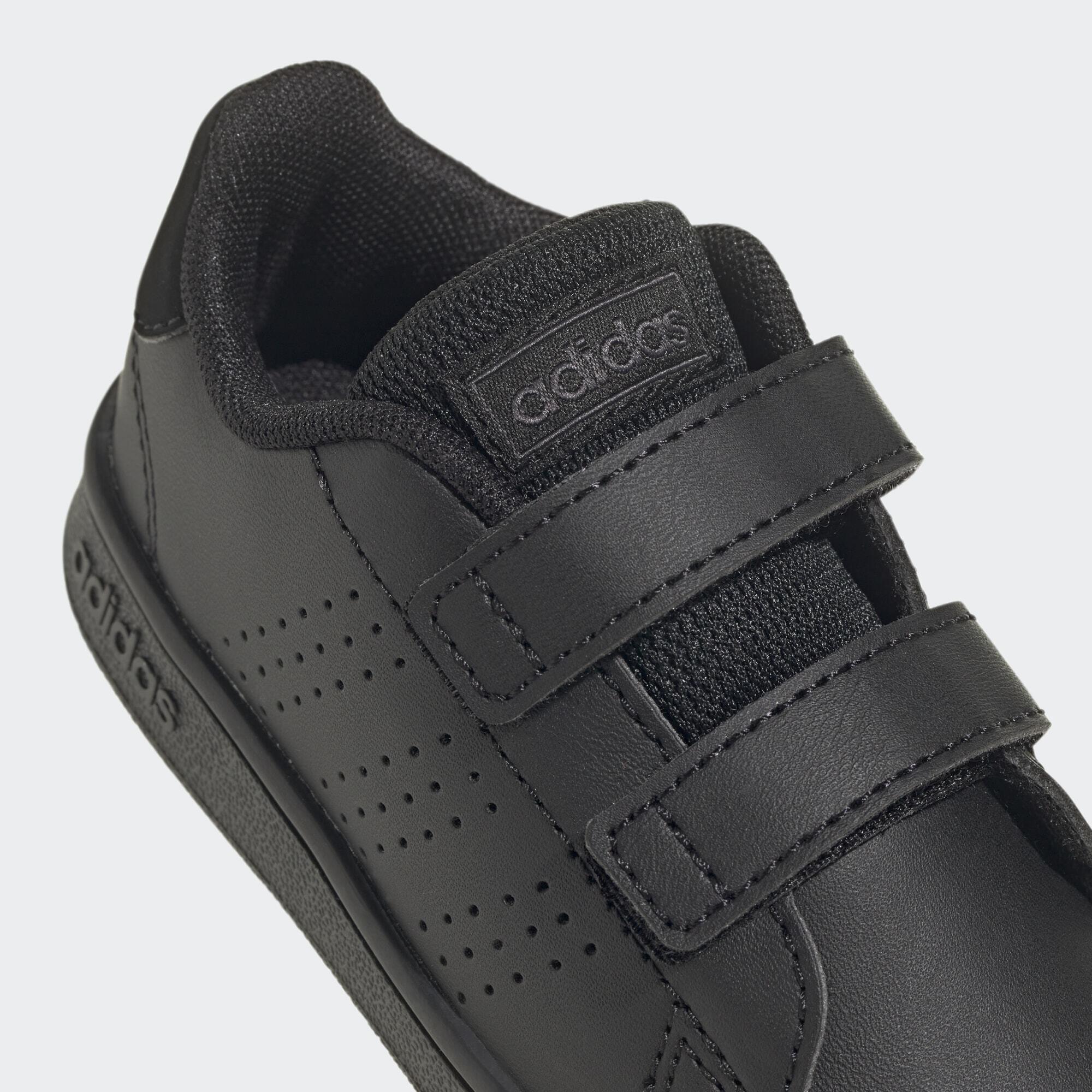 Advantage Lifestyle Court Two Hook-and-Loop Schuh 7/15