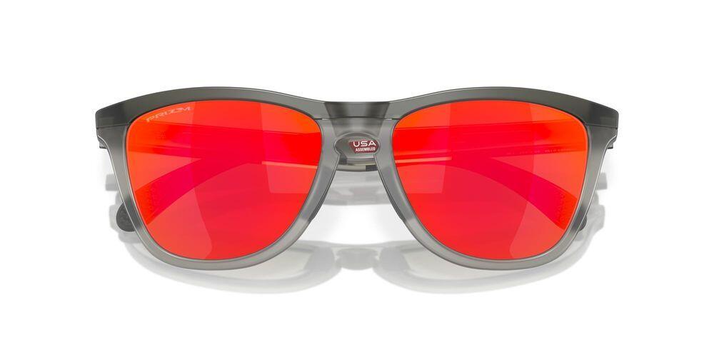 Sonnenbrillen Oakley FROGSKINS RANGE OO 9284 herren Größe 55/17/136 3/7