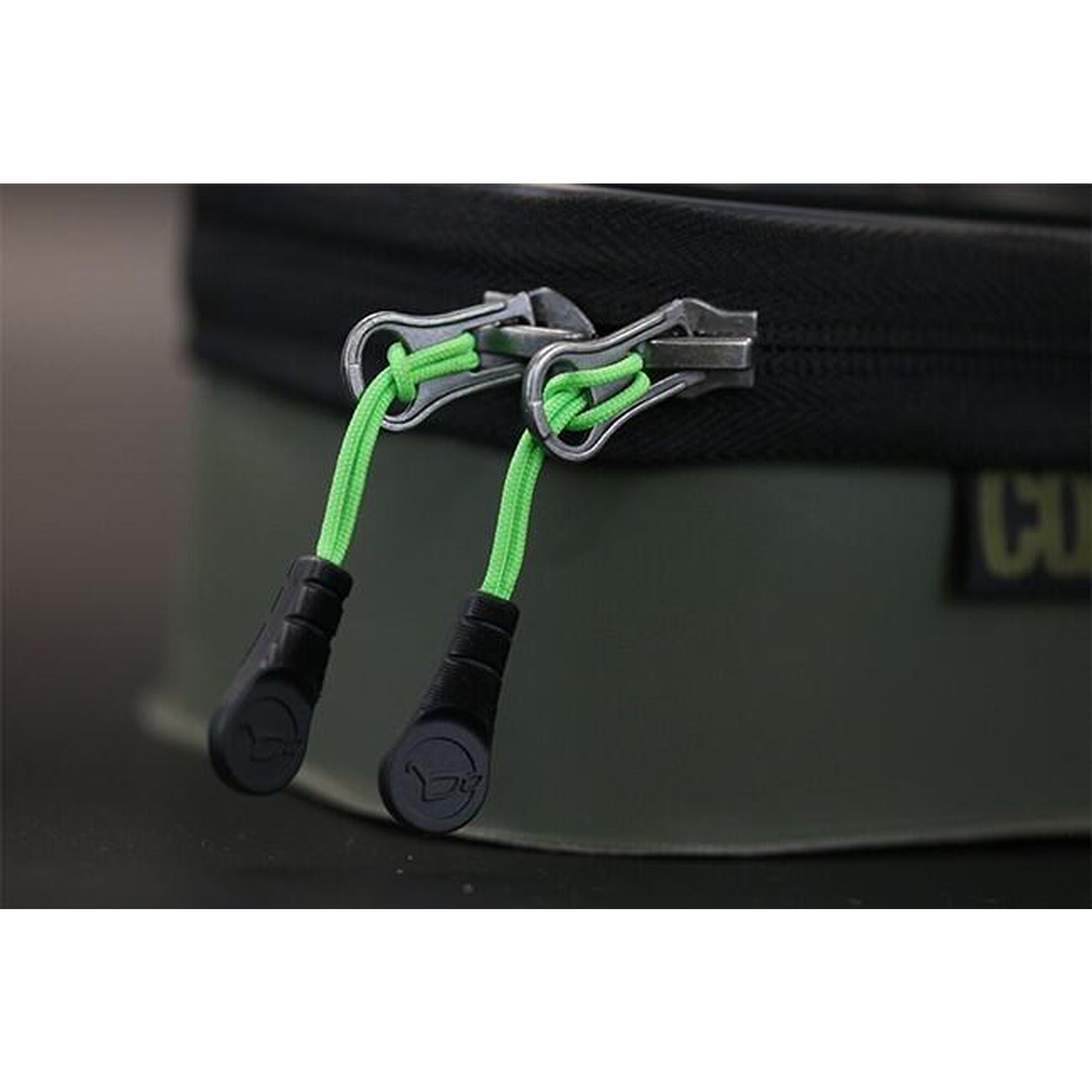 GEANTA SEMIRIGIDA PENTRU ACCESORII KORDA COMPAC 110 CAMO, 18.5X11.5X6 CM