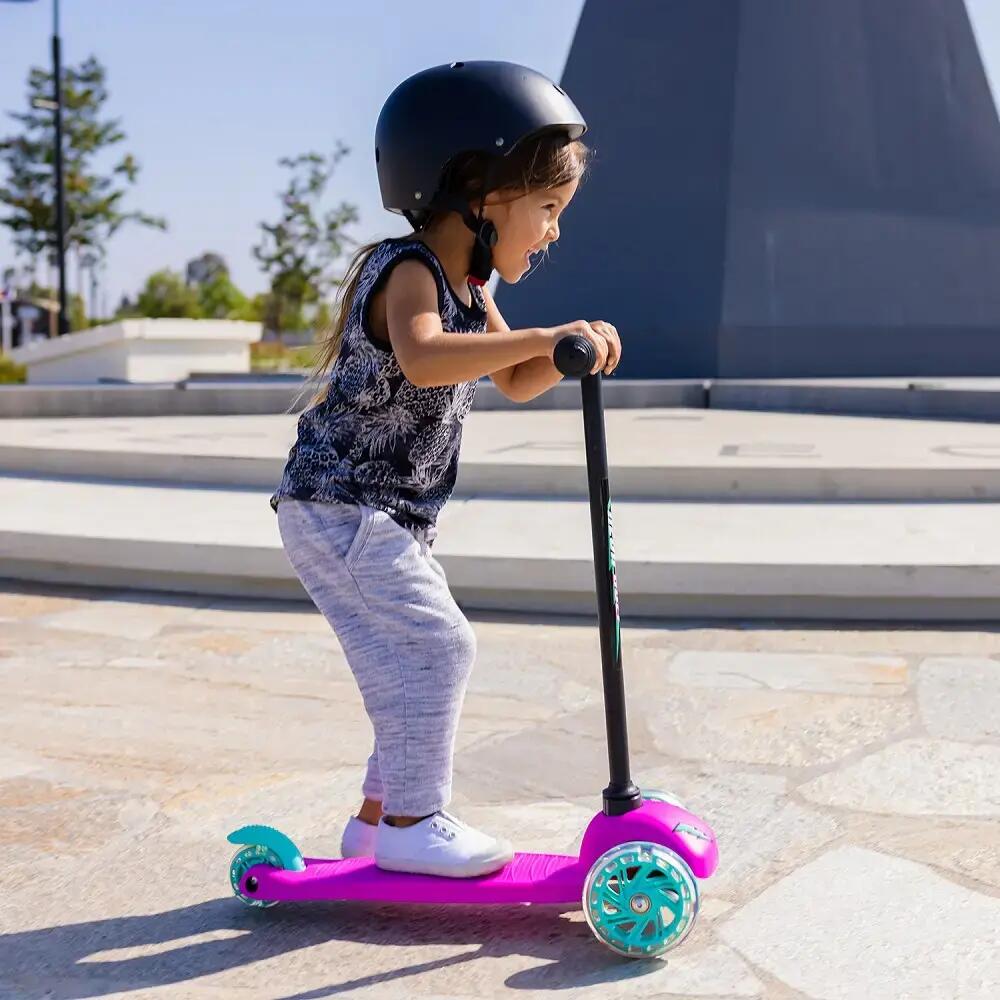 Yvolution: Neon Bolt háromkerekű roller világító kerékkel - Rózsaszín 5/6