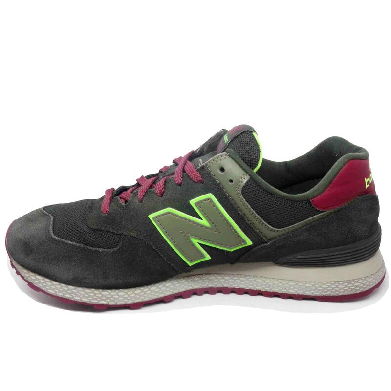 Tweedehands  574 - New Balance Très bon état