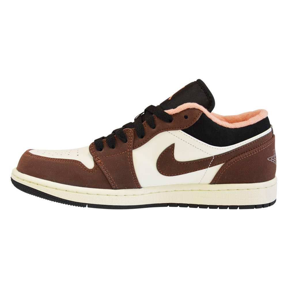 Air Jordan 1 Low Mocha 2/5