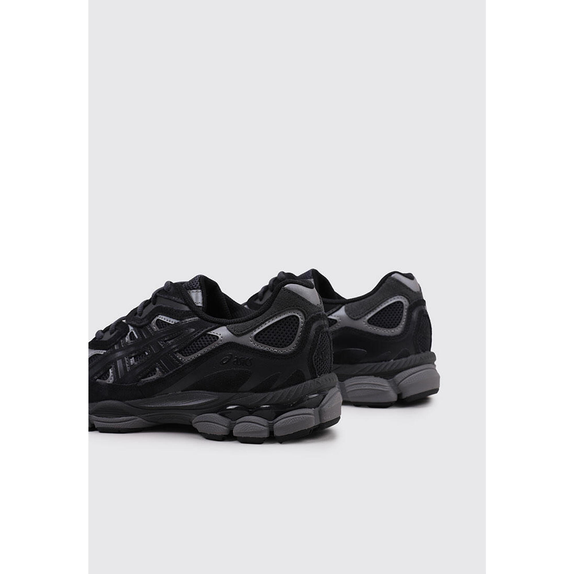 Gel-NYC Graphite Grey Black