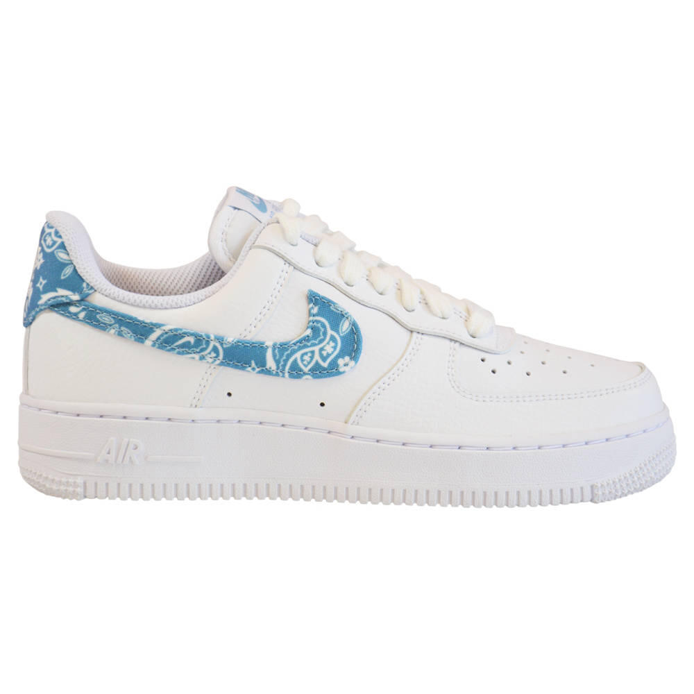 Buty sportowe damskie Nike Air Force 1 '07 ESSENTIAL