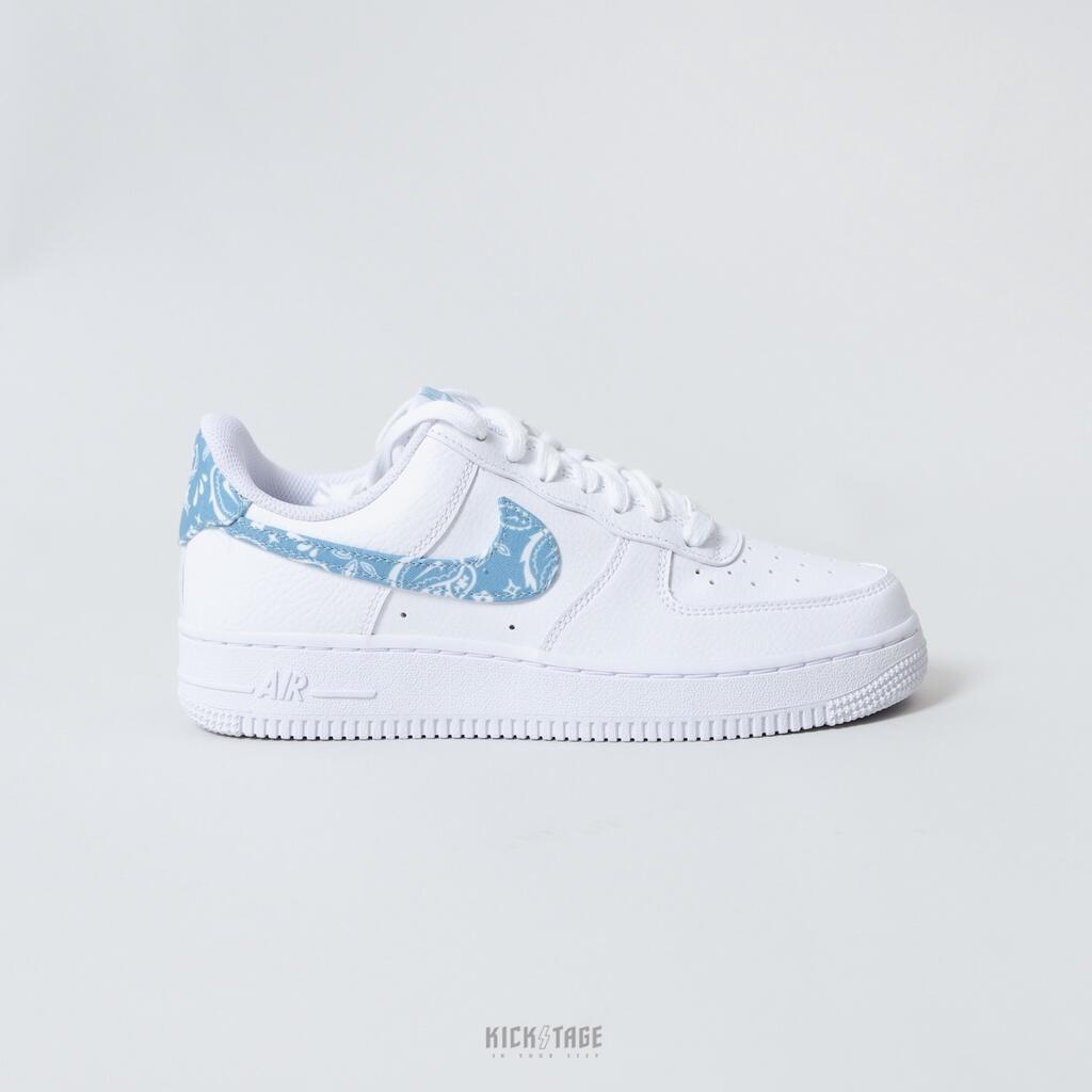 Buty sportowe damskie Nike Air Force 1 '07 ESSENTIAL