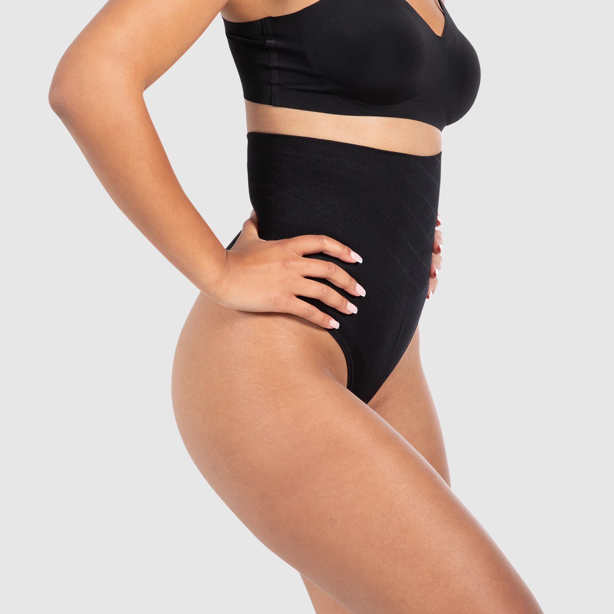 Damen Shapewear High Waist String Nysa Schwarz 2/5