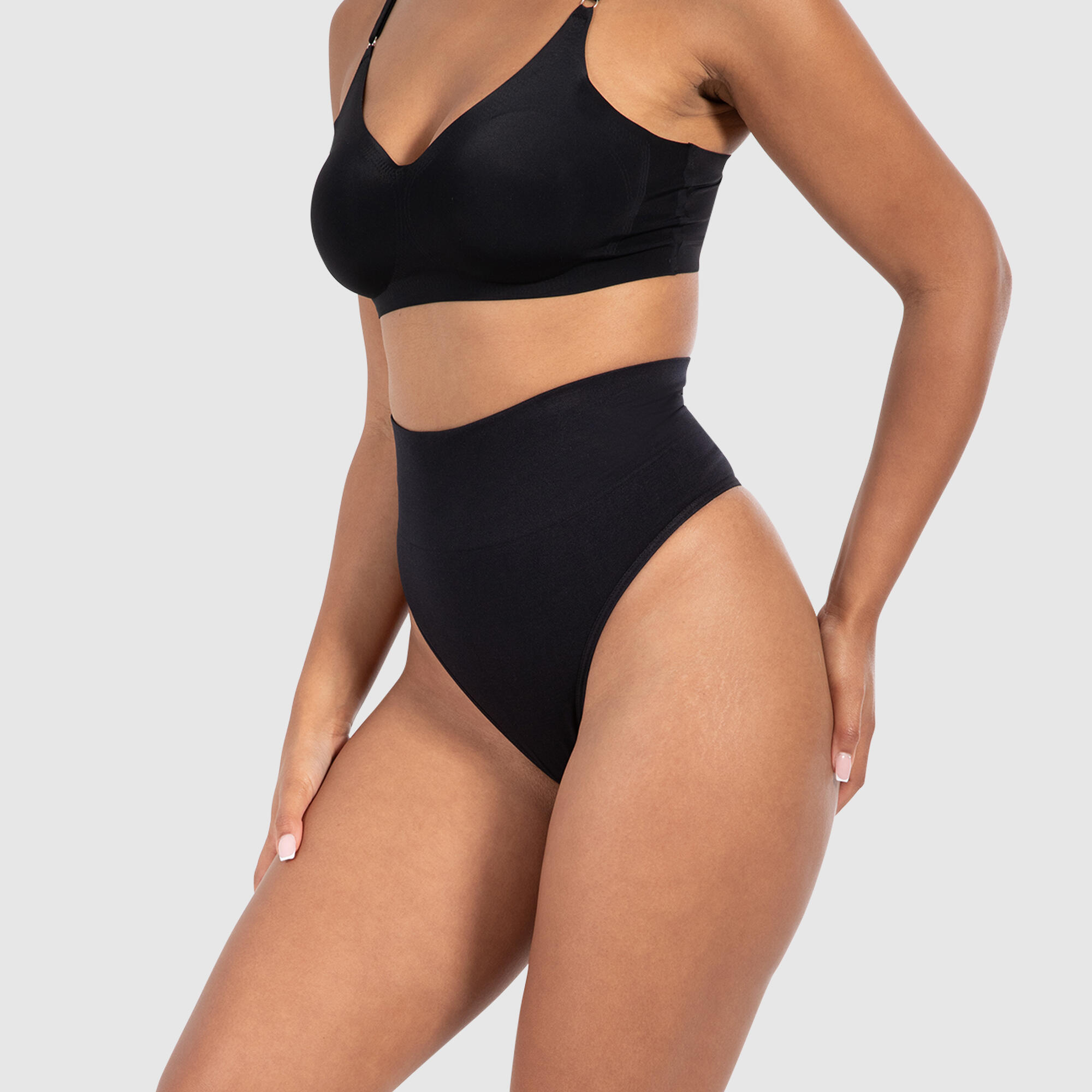 Damen Mid Waist String Nysa Schwarz 2/6