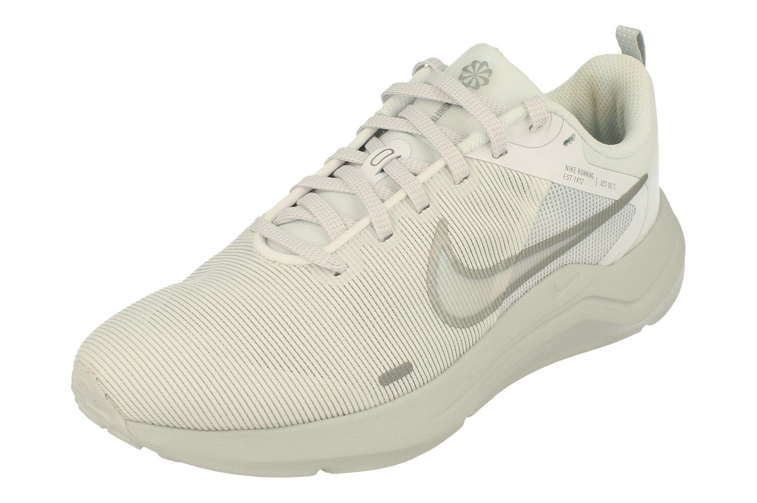NIKE picture