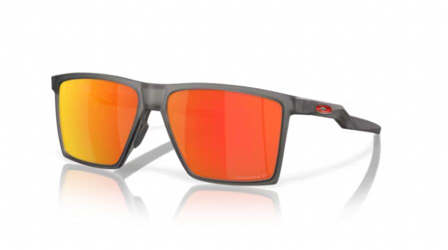 Oakley Futurity Sun Satin Ink Grey/ Prizm Ruby Polarized 1/5
