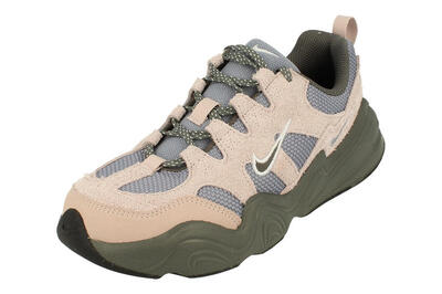 NIKE Tech Hera - Zapatillas