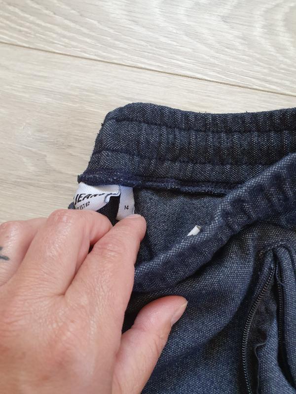 Tussen Particulieren - blauwe korte broek Cars maat 14 jaar 3/3