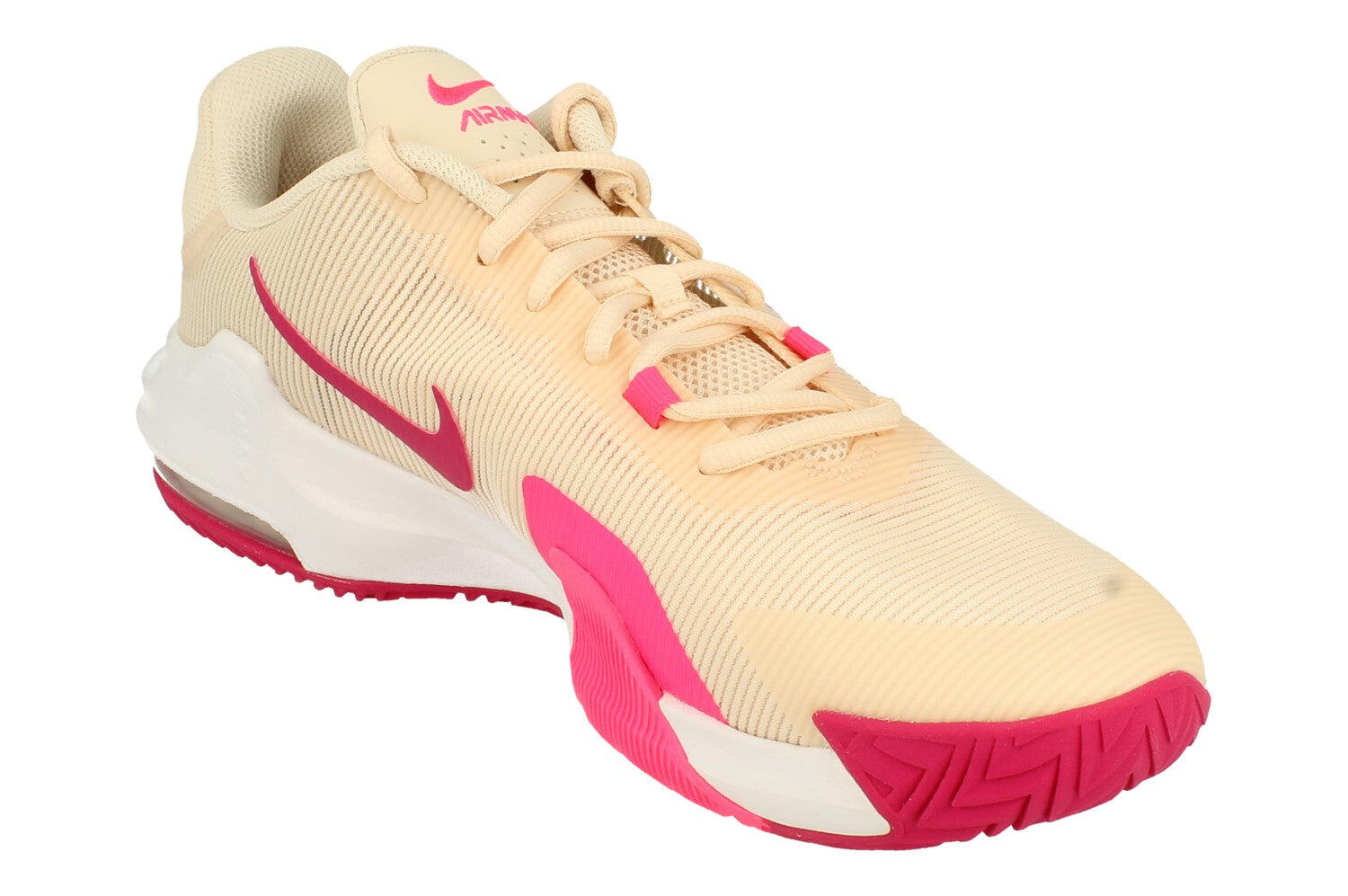 nike max air basketball shoes