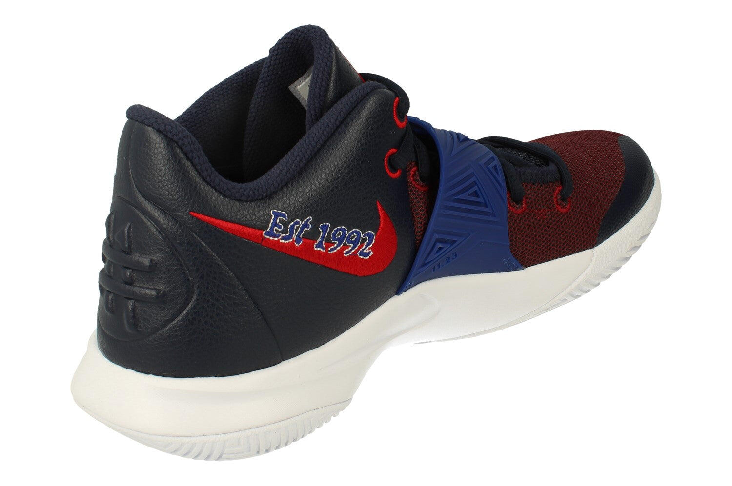 Kyrie Flytrap III Mens Basketball Trainers Bq3060 3/5
