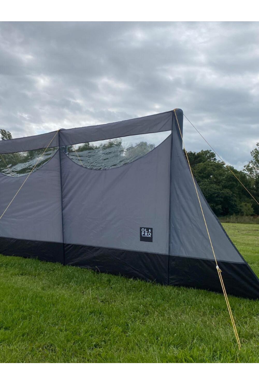 OLPRO Inflatable Charcoal Windbreak