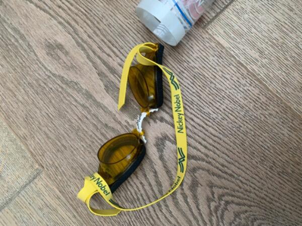 Entre Particuliers - Lunettes de natation 3/3
