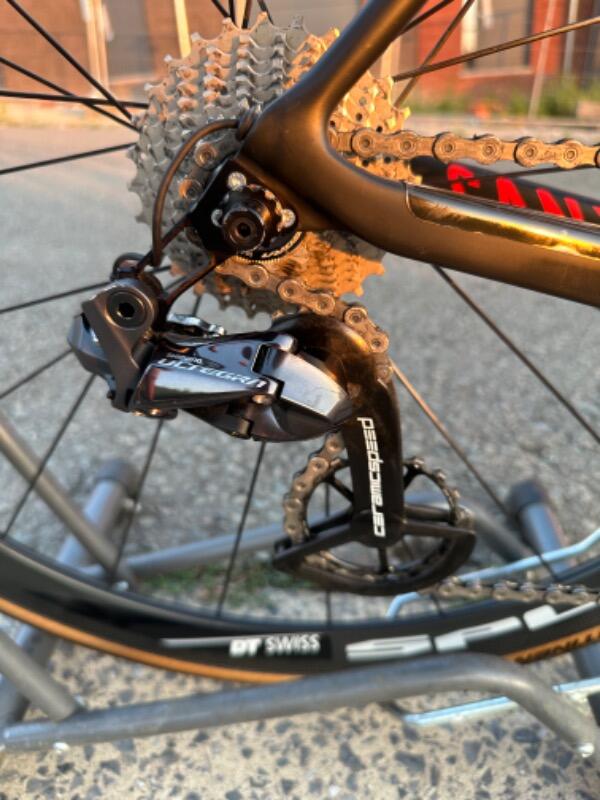 Entre Particuliers - Canyon Ultimate CF SLX 4/5