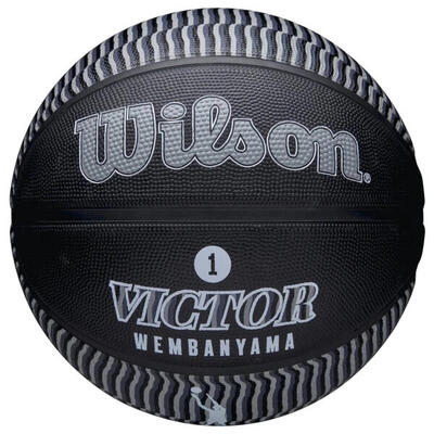 Basketbal nba player icon victor wembanyama outdoor ball