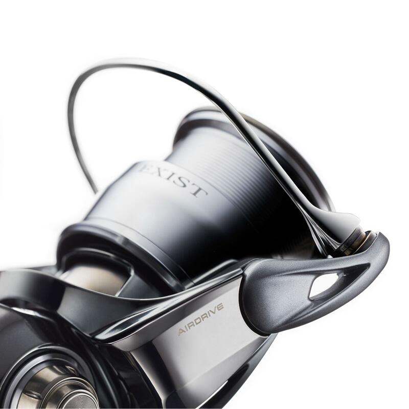 MULINETA DAIWA EXIST LT2500