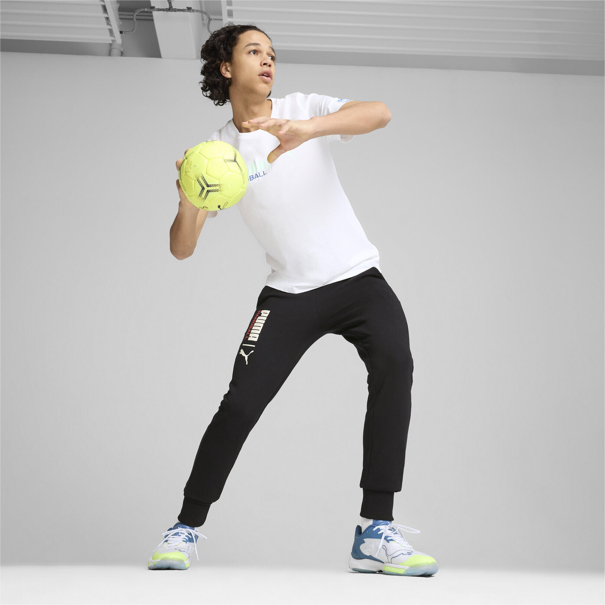 Vantage NITRO™ handbalschoenen PUMA White Blue Horizon Fizzy Apple Yellow 3/7