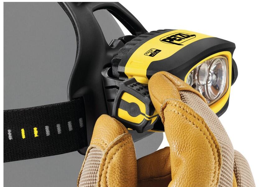Headlamp Petzl DUO S Ultra-powerful, waterproof, rechargeable 1100 lumens 3/5