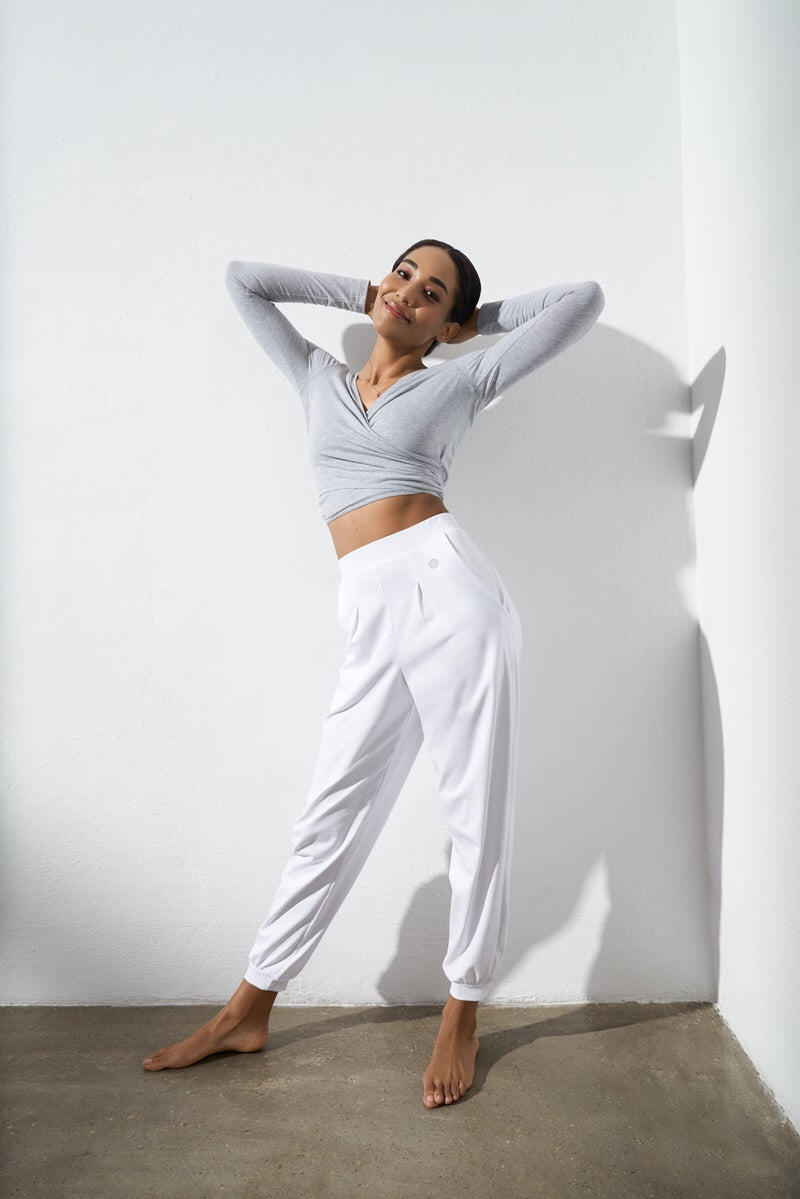 Spodnie do jogi Moonholi Moony Comfy Sweatpants z kieszeniami 2/4
