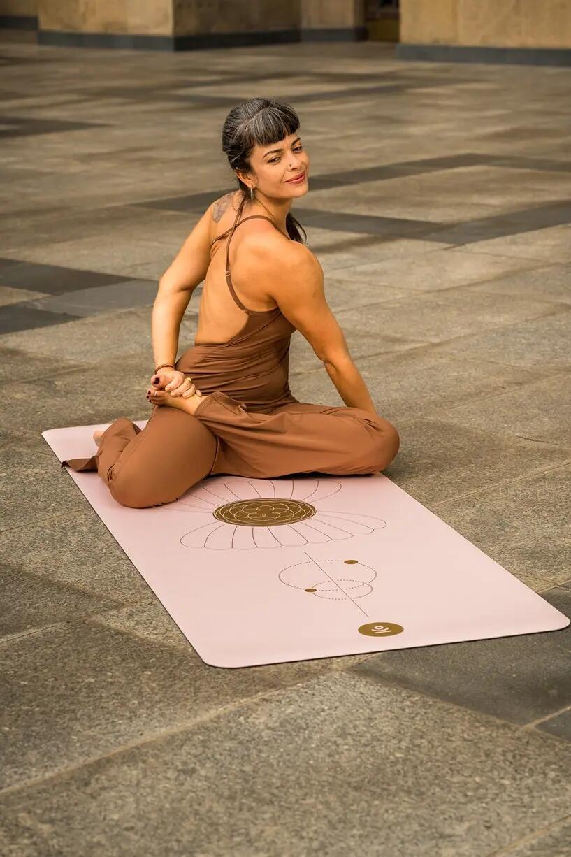 Mata do jogi Moonholi Pro Sticky Venus z antypoślizgową powierzchnią 3/7