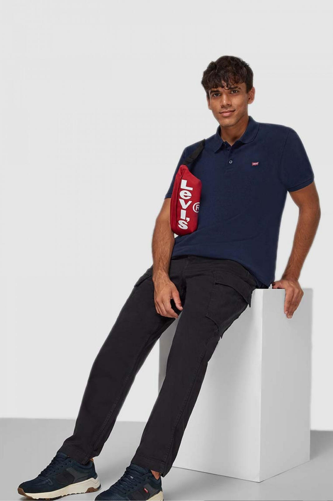 T-Shirt für Herren Levis Polo kleines Logo Blau. 5/7