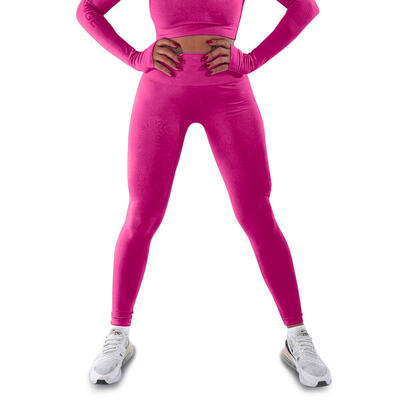 Leggings tecnico con effetto push up e una silhouette perfetta.