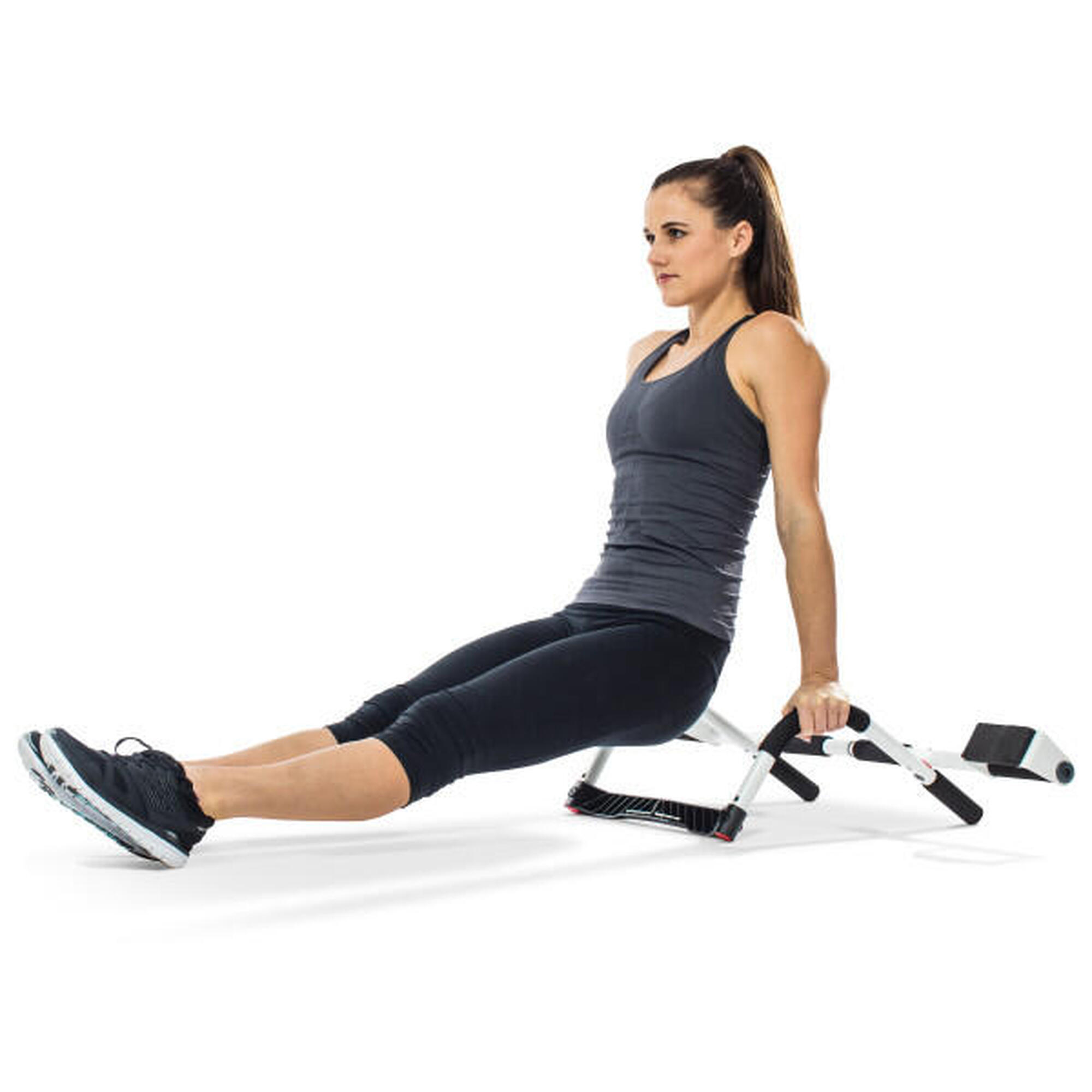 Système de musculation avec barre de traction et station d'entraînement complet