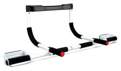 Système de musculation avec barre de traction et station d'entraînement complet