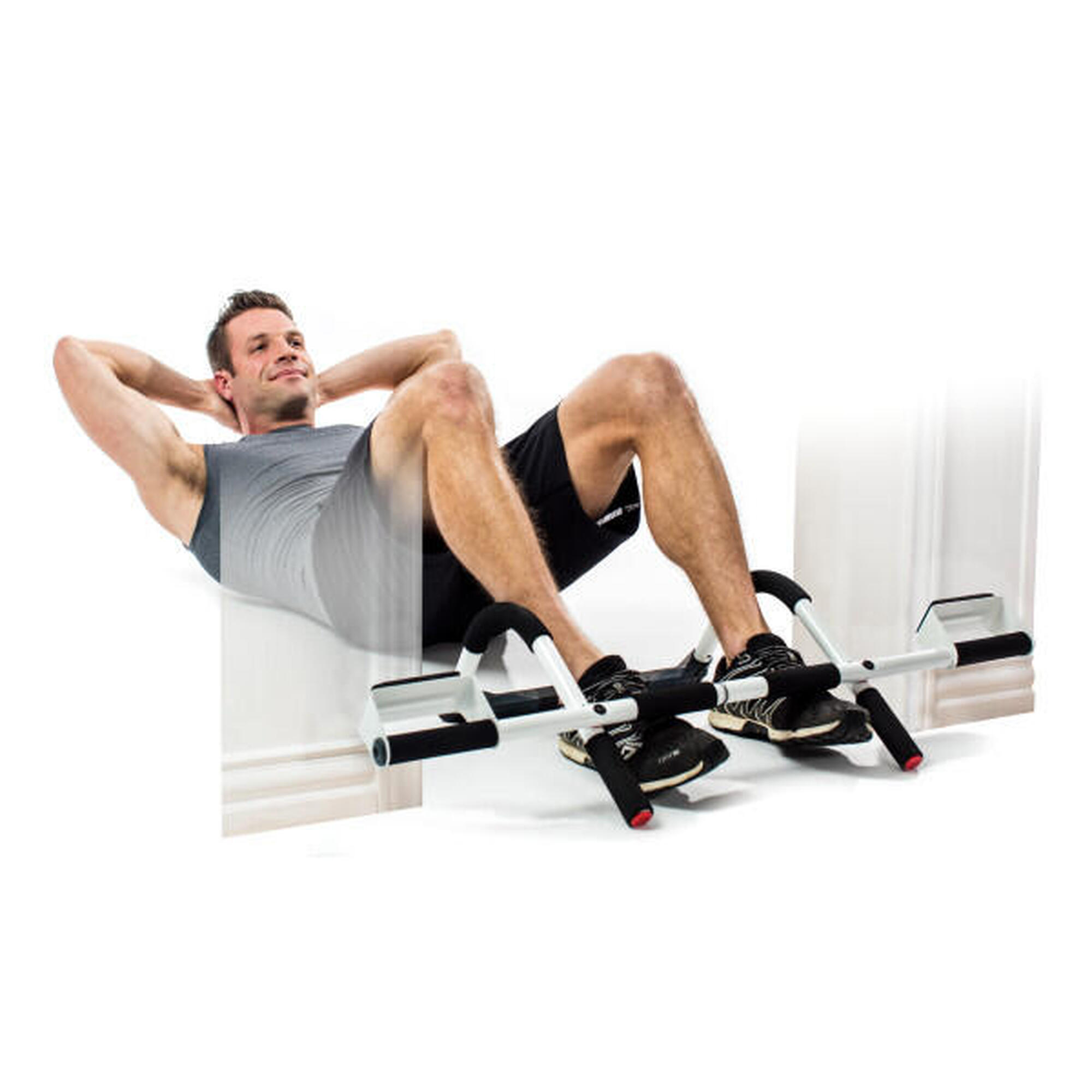 Système de musculation avec barre de traction et station d'entraînement complet