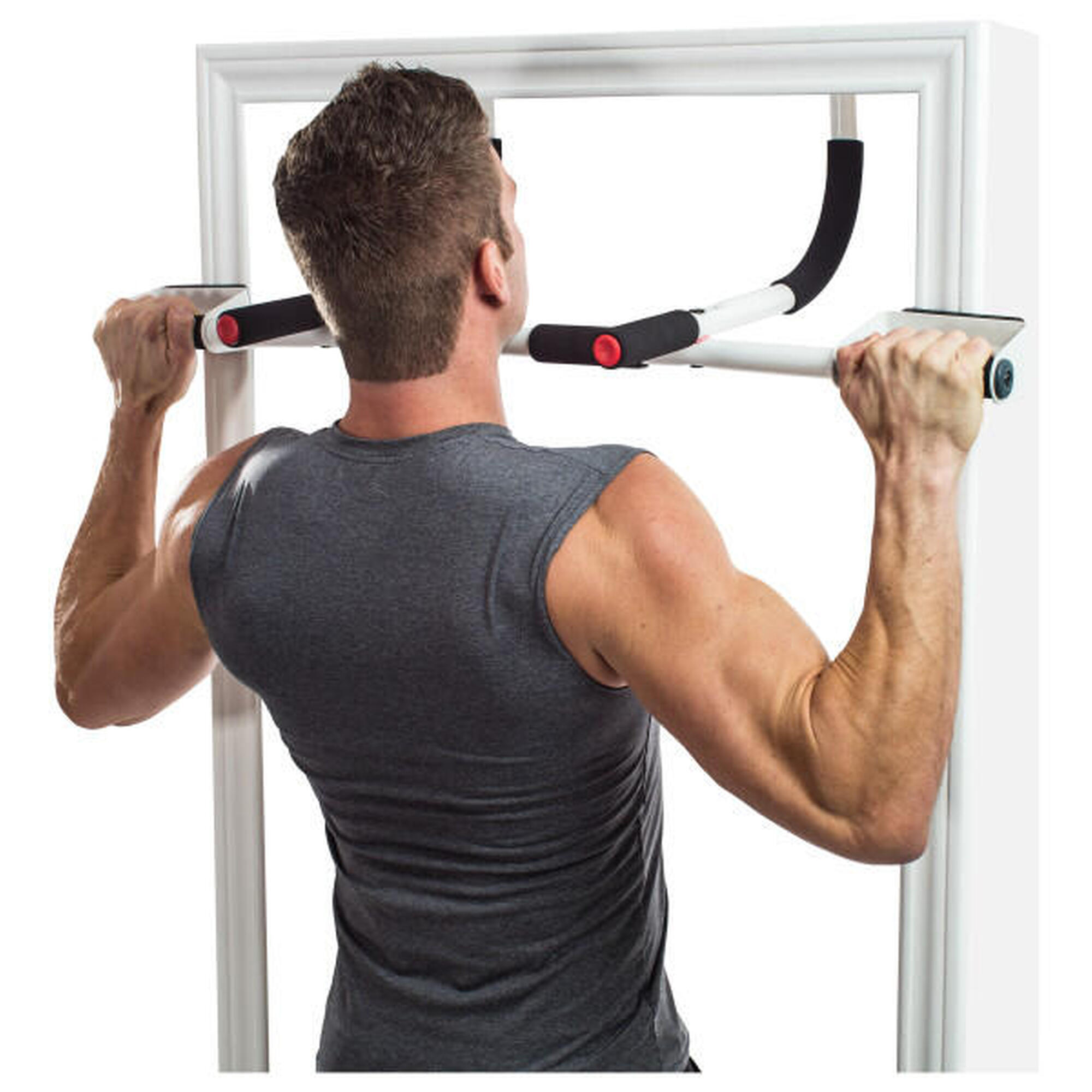 Système de musculation avec barre de traction et station d'entraînement complet