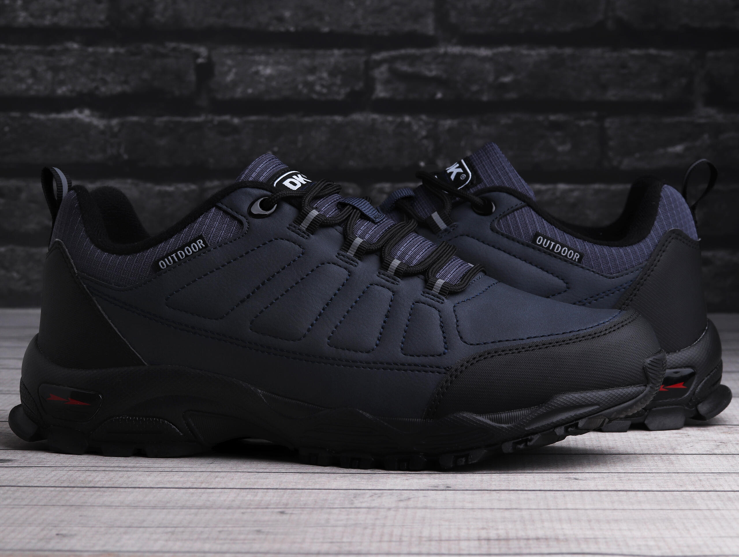 Buty męskie turystyczne DK Walker