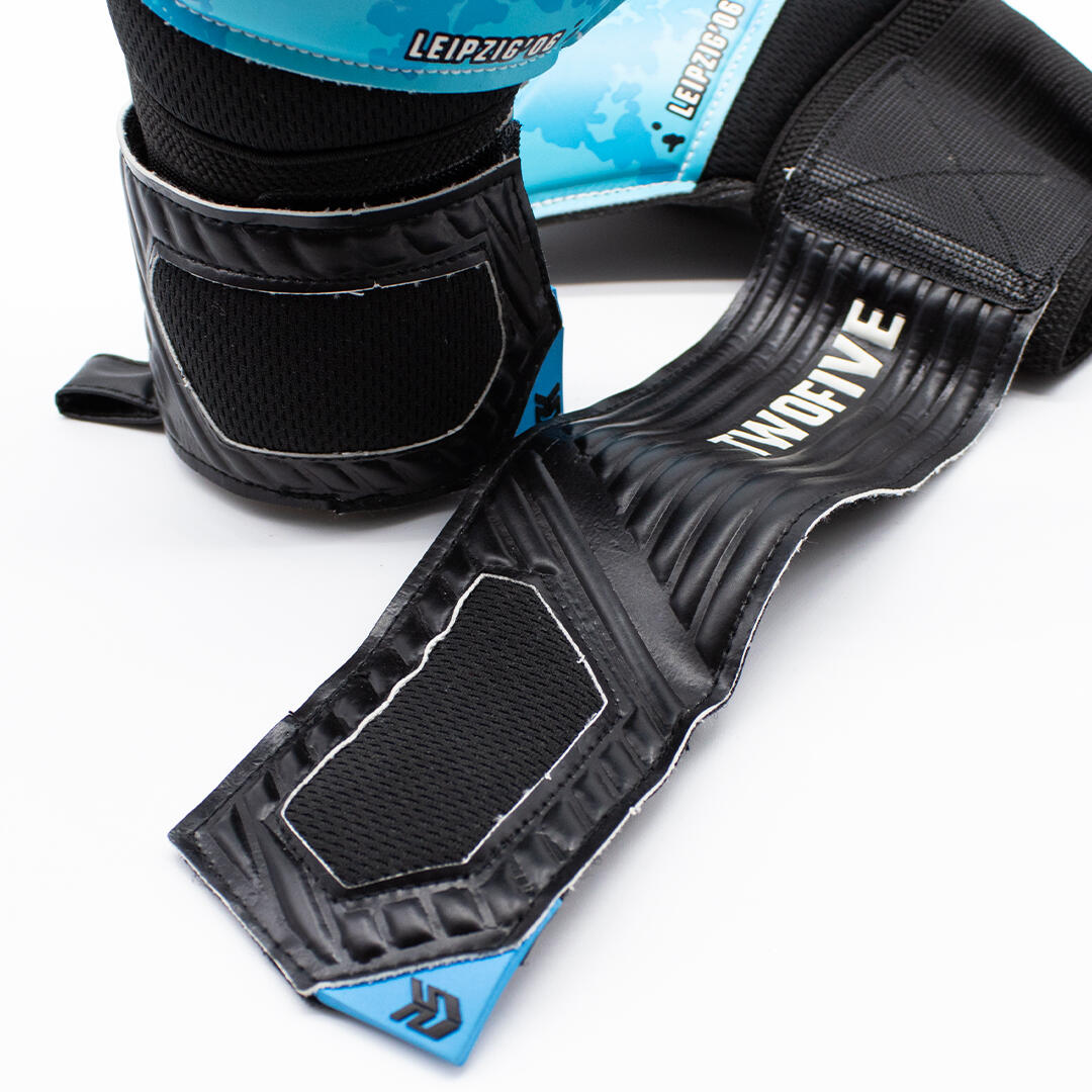 Guantes de Portero TwoFive Leipzig06 Basic Azul - 4 5/6