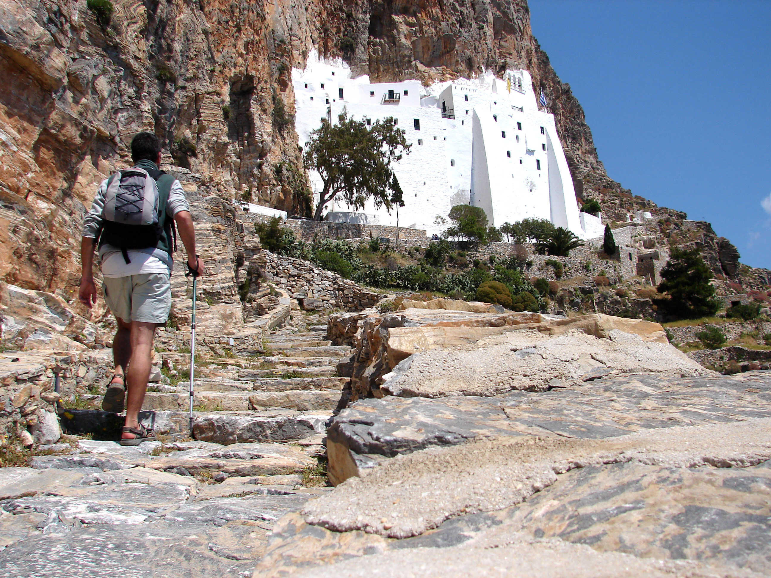 DECATHLON TRAVEL picture