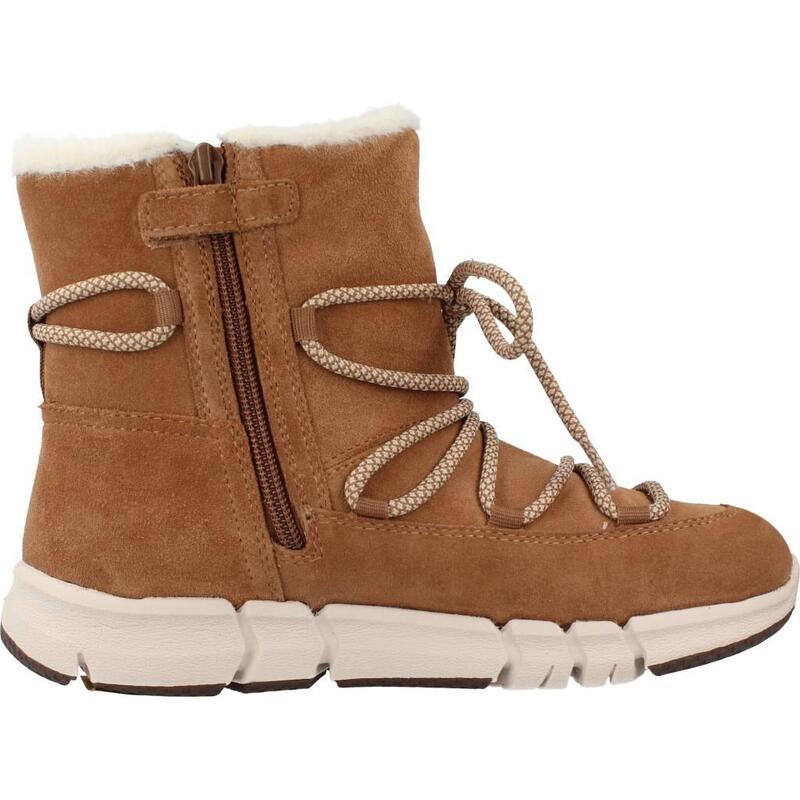 Geox Model J Flexyper Girl B Ab Kolor Jasnobrązowy